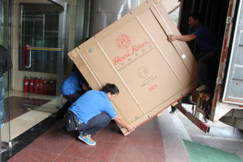 佛坪钢琴贵重工艺品无忧运